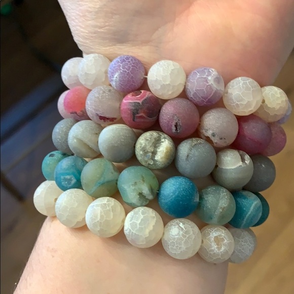 Agate druzy stone beaded stretch bracelet - Picture 5 of 8